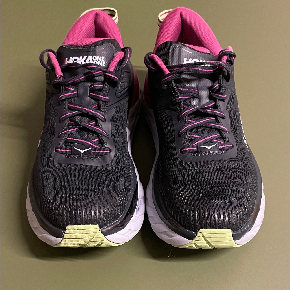 Hoka Women's Bondi 7 Athletic Shoes, 7.5M - Picture 9 of 10